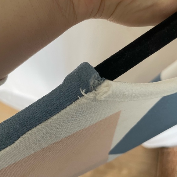 Geometric and colourful bodycon dress - Picture 4 of 5